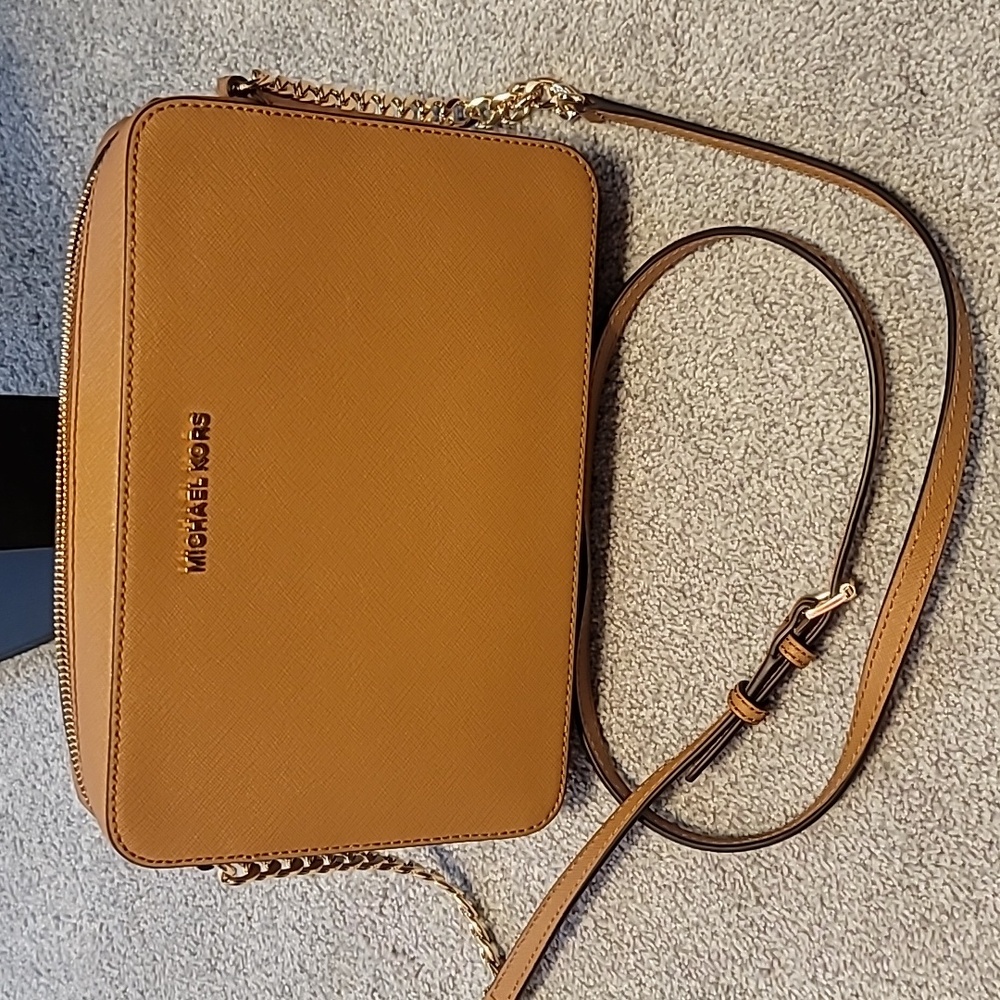 Michael Kors crossbody